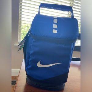 Nike Elite lunch bag.
